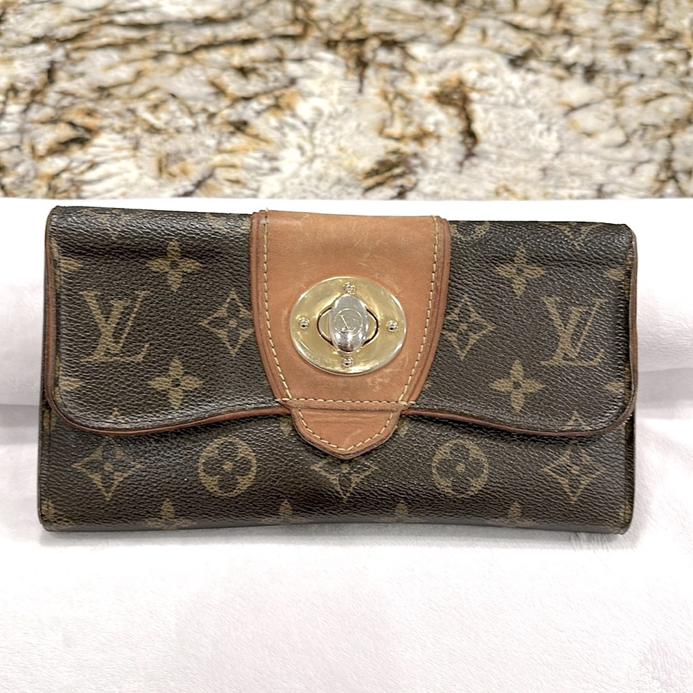Authentic Louis Vuitton Monogram Boetie Wallet